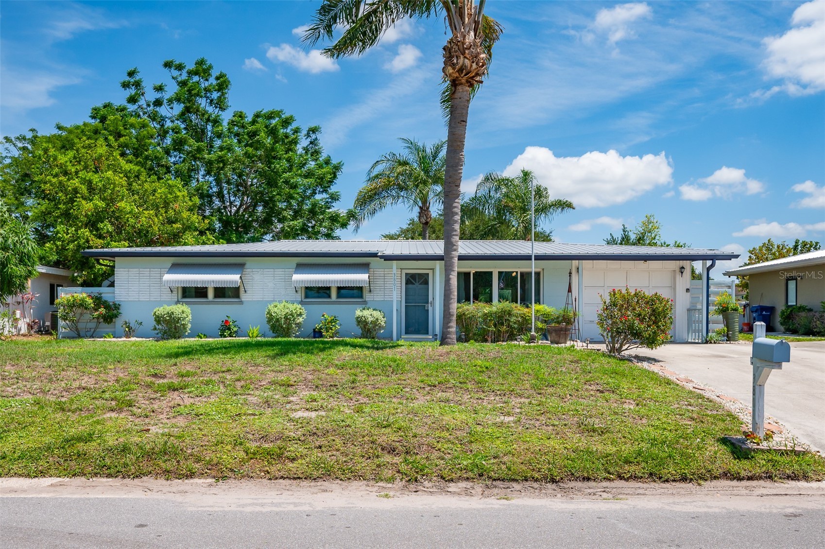 3801 HELENE STREET