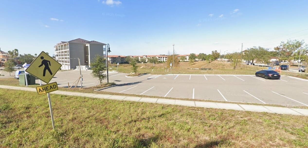 811 RETREAT BOULEVARD 101
