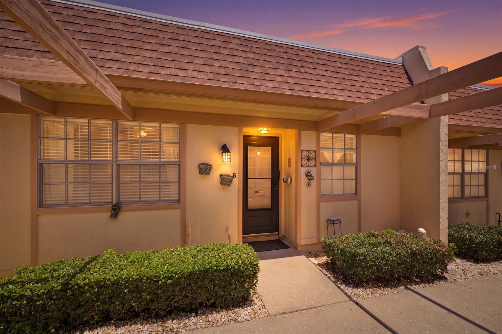 11210 CARRIAGE HILL DRIVE 5