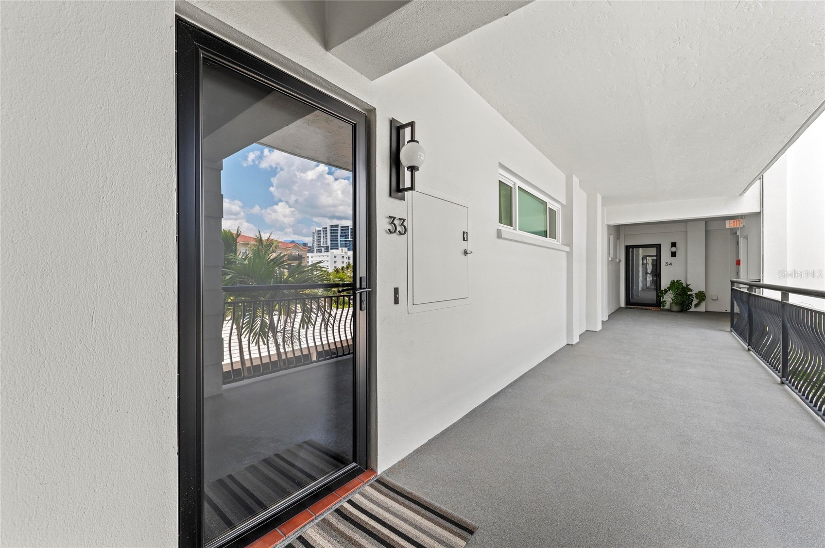 226 GOLDEN GATE POINT 33