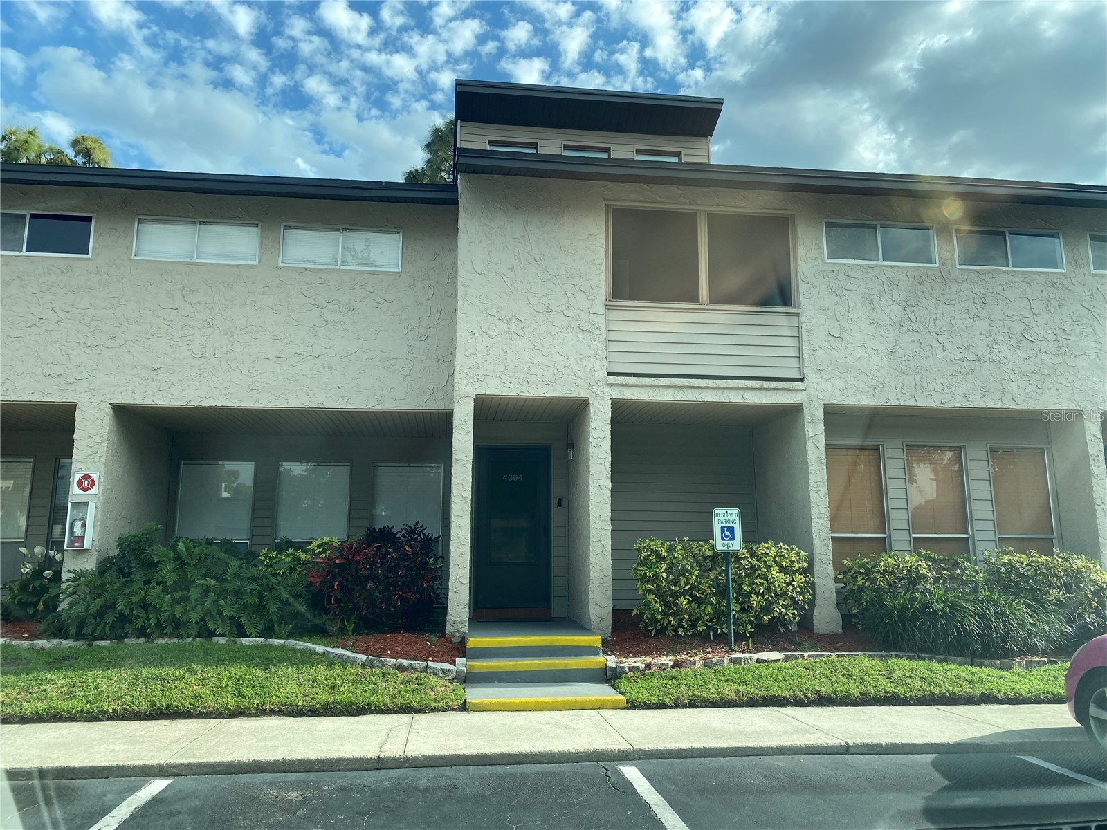 4394 SANDNER DRIVE