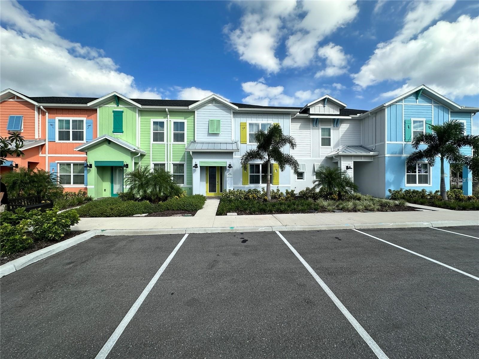 2972 ON THE ROCKS POINT