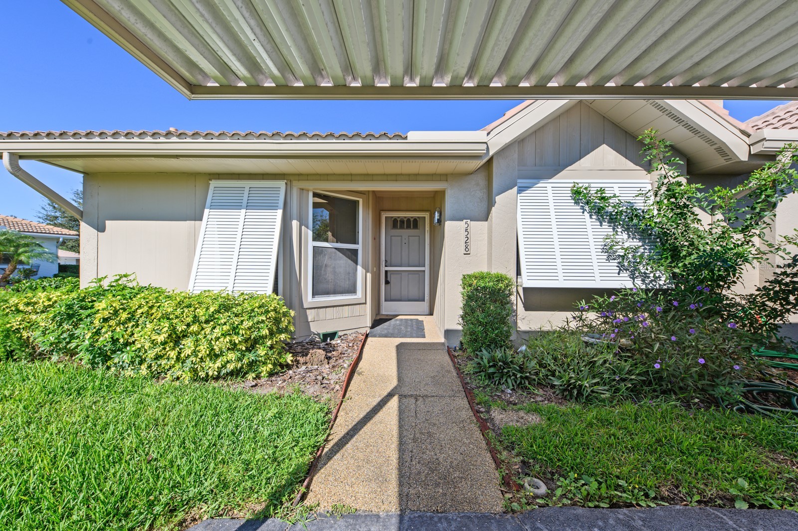 5528 37TH STREET E 5528