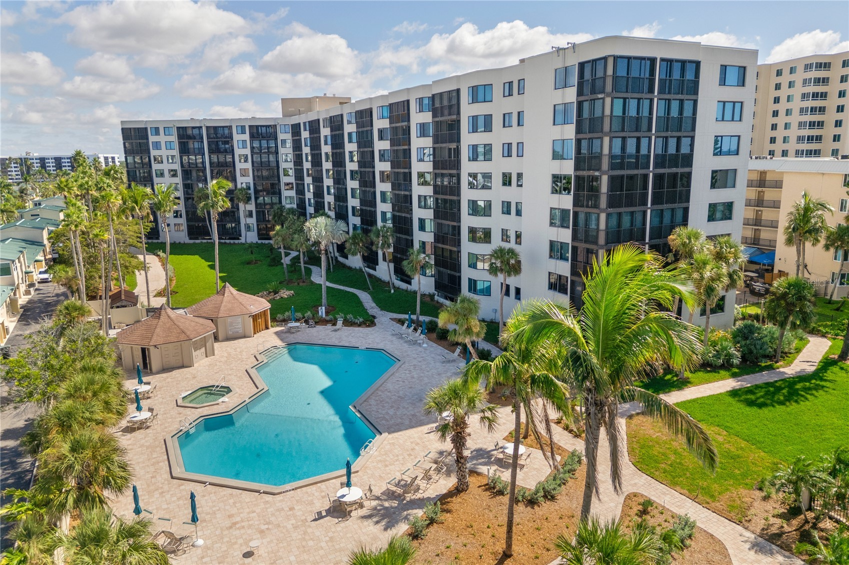 5880 MIDNIGHT PASS ROAD 804