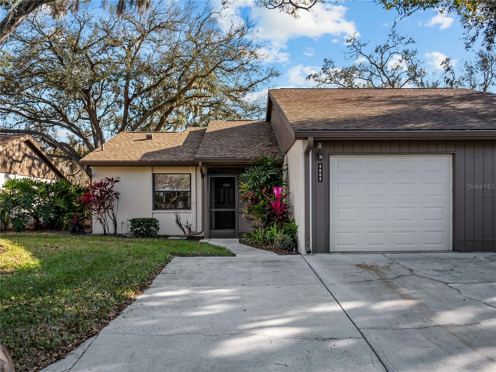 4668 OAK HILL LANE 40