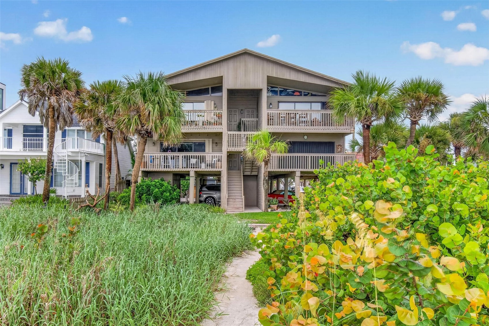 300 BEACH TRAIL 201