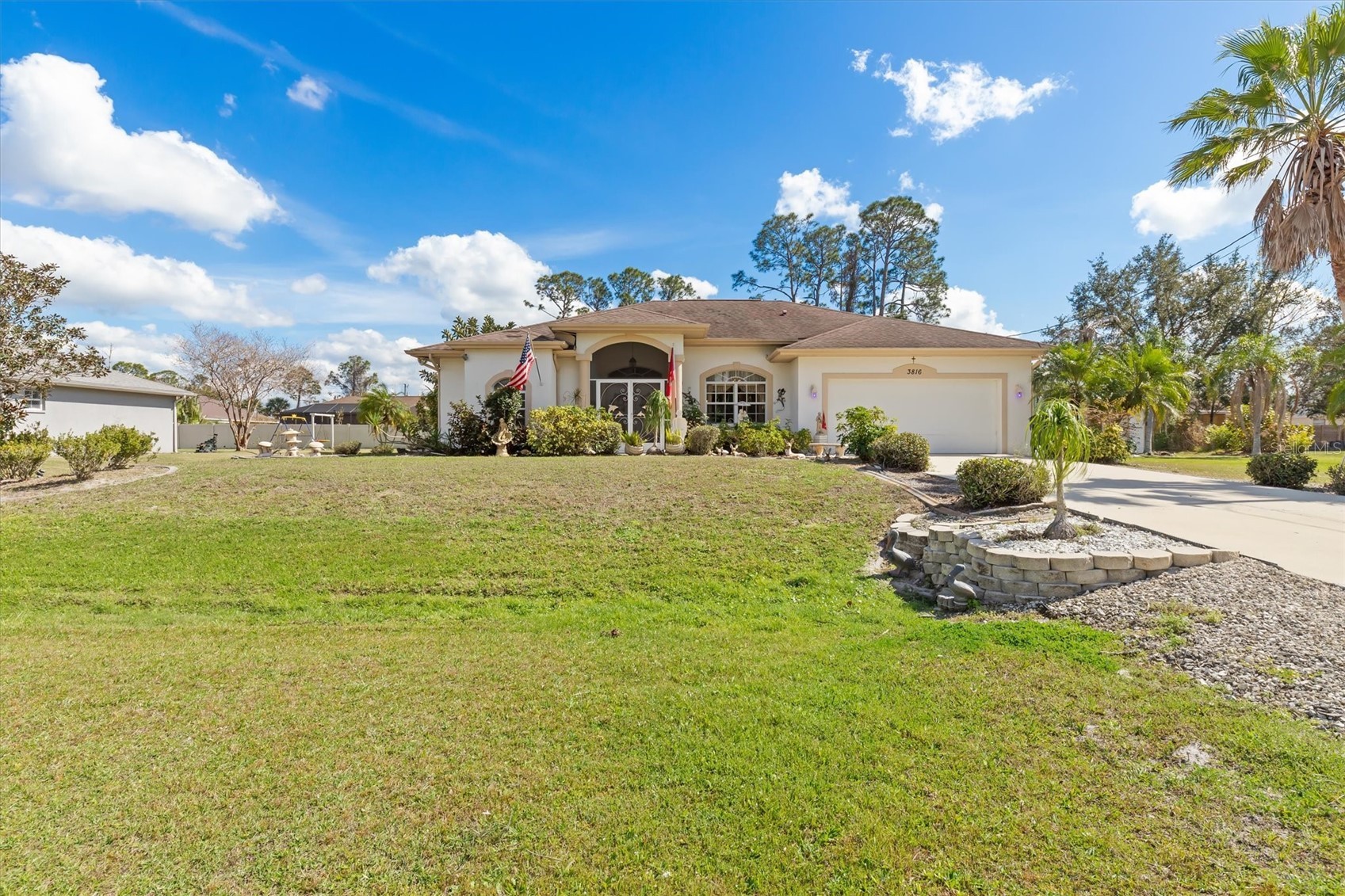 3816 N CRANBERRY BOULEVARD