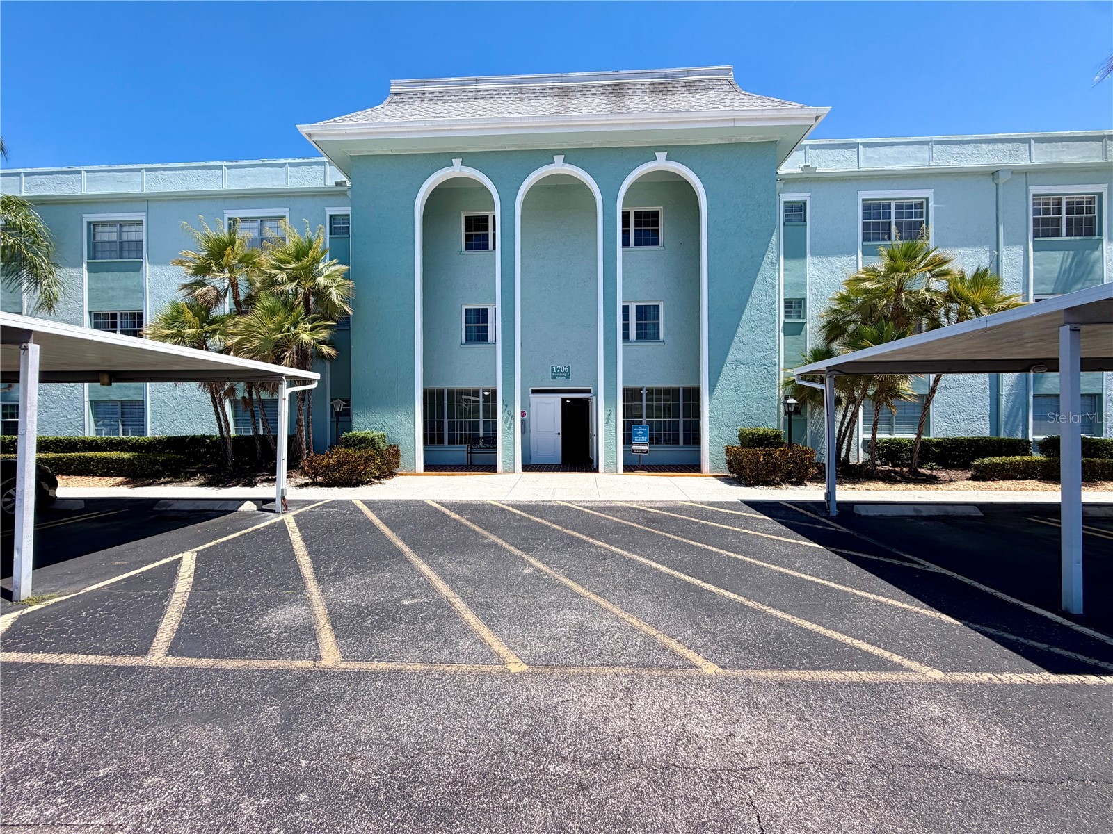 1706 BELLEAIR FOREST DRIVE 244