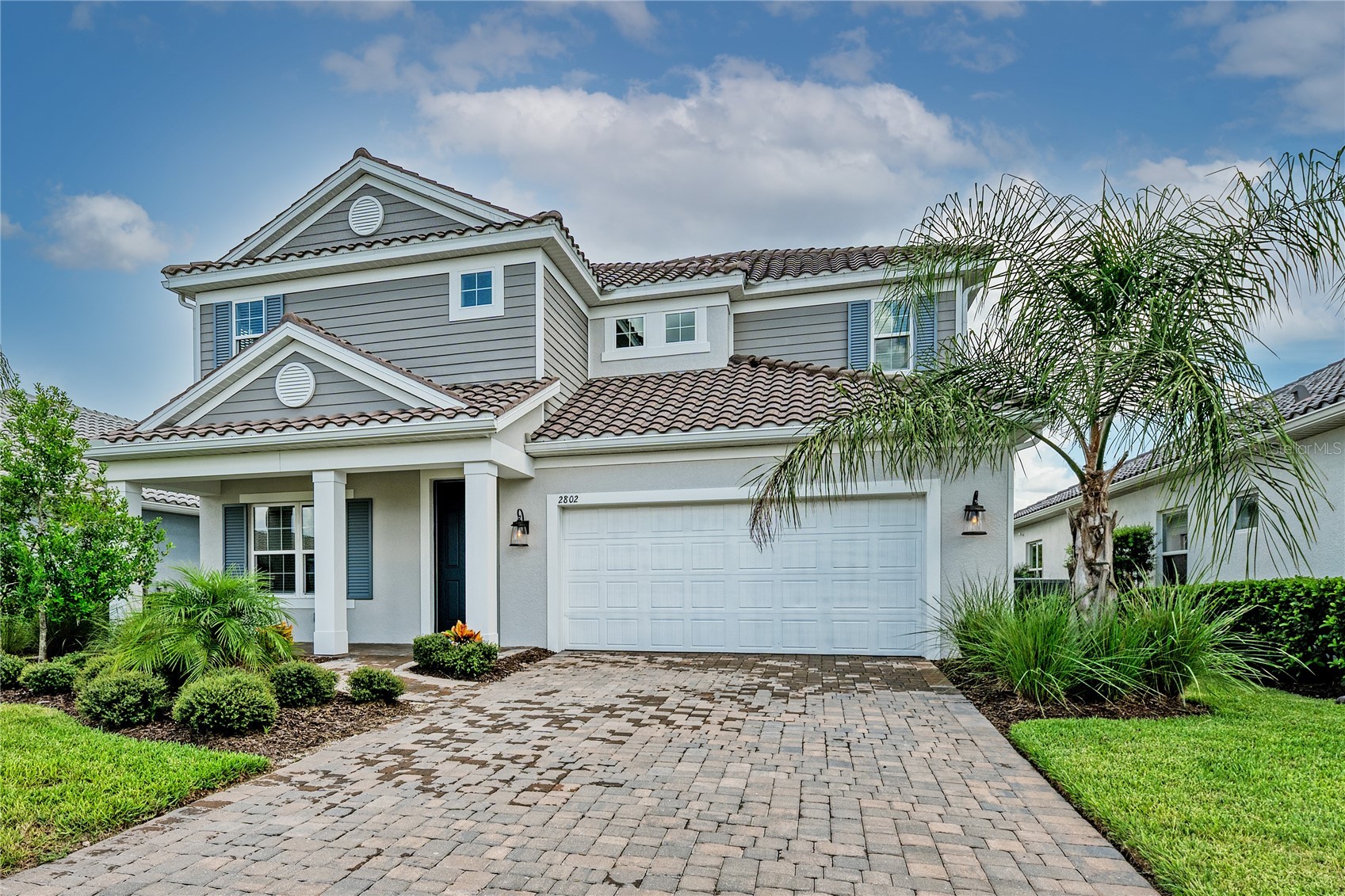 2802 BUTTERFLY JASMINE TRAIL