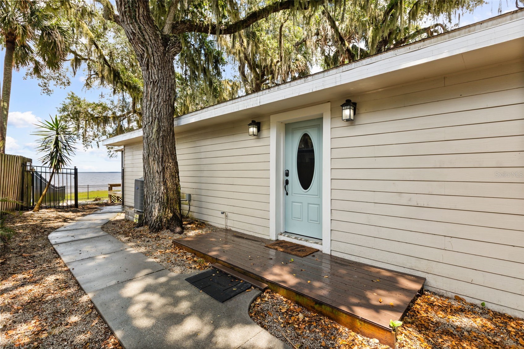 2462 FORT LANE ROAD