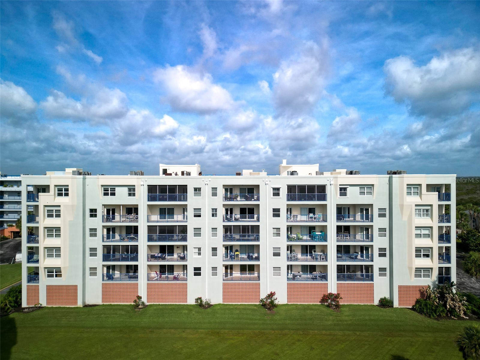 5300 S ATLANTIC AVENUE 3-302