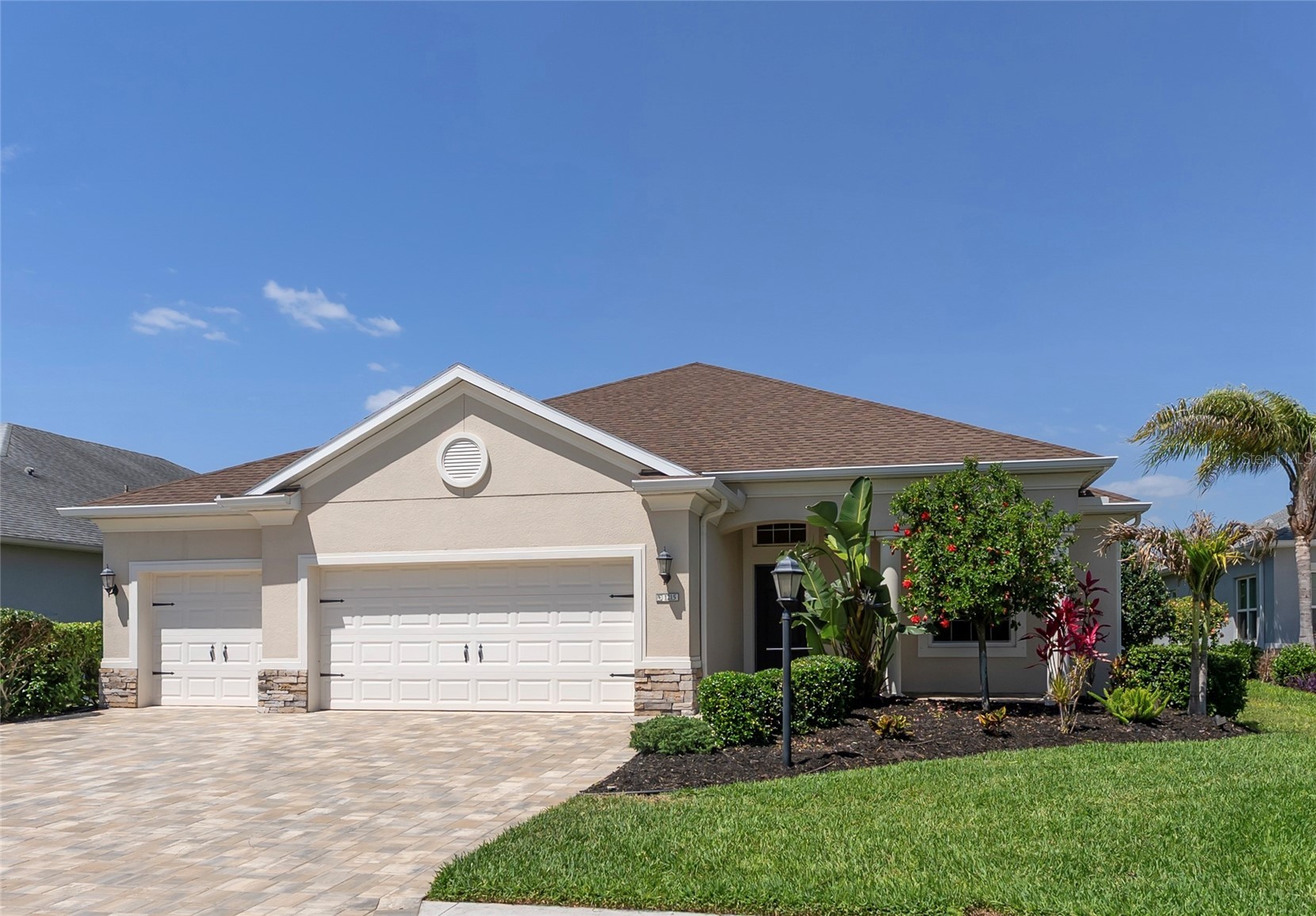 1215 THORNBURY DRIVE