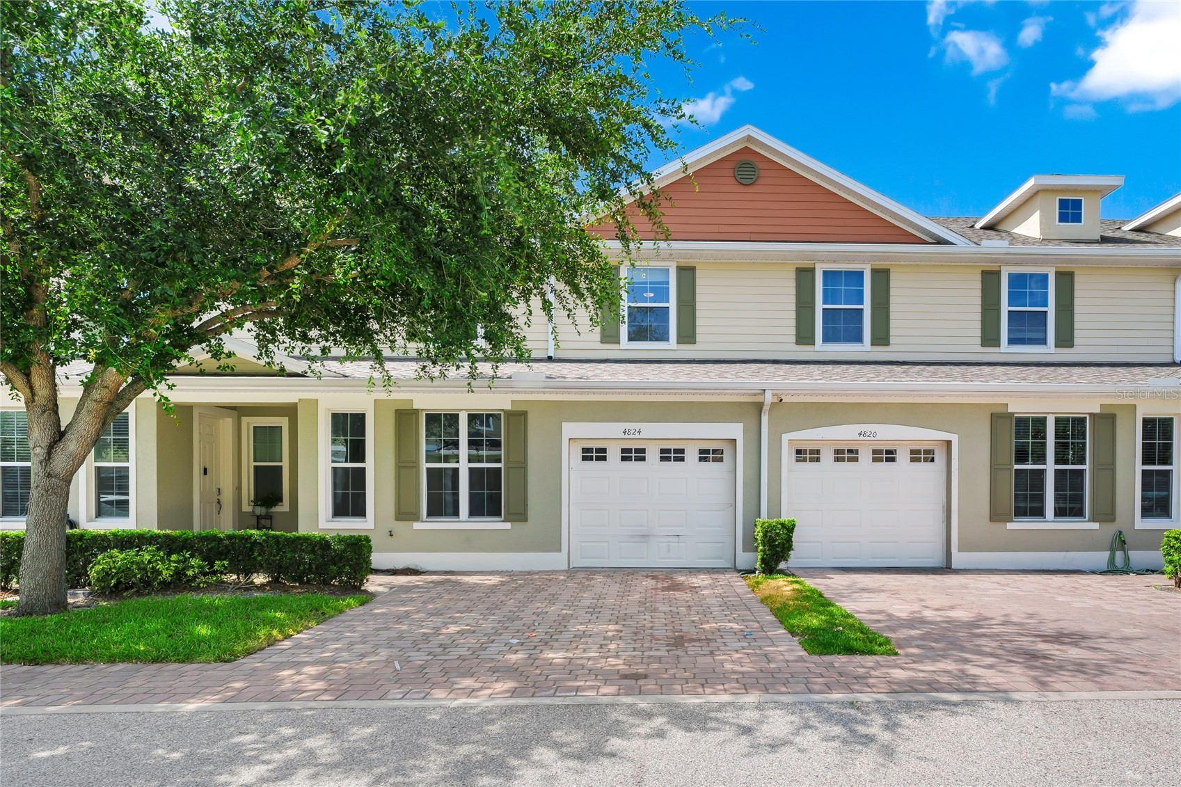 4824 POOLSIDE DRIVE