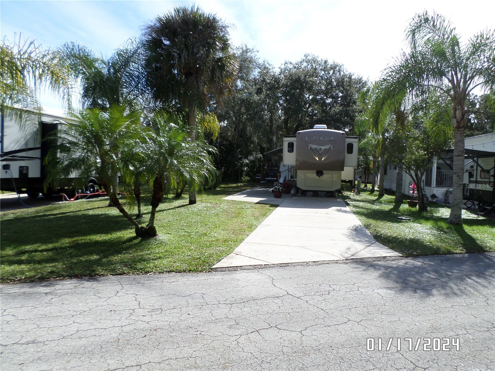 76 NW ROAN ROAD