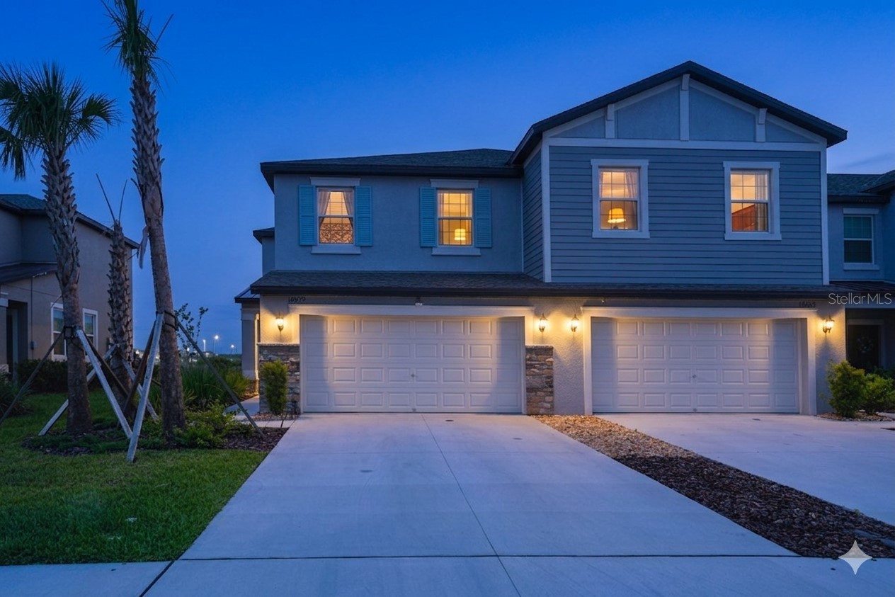 10059 TRUMPET HONEYSUCKLE WAY