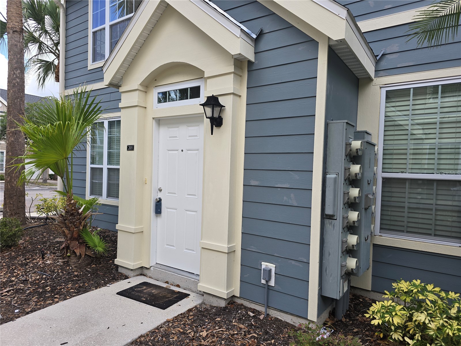 5601 ROSEHILL ROAD 203