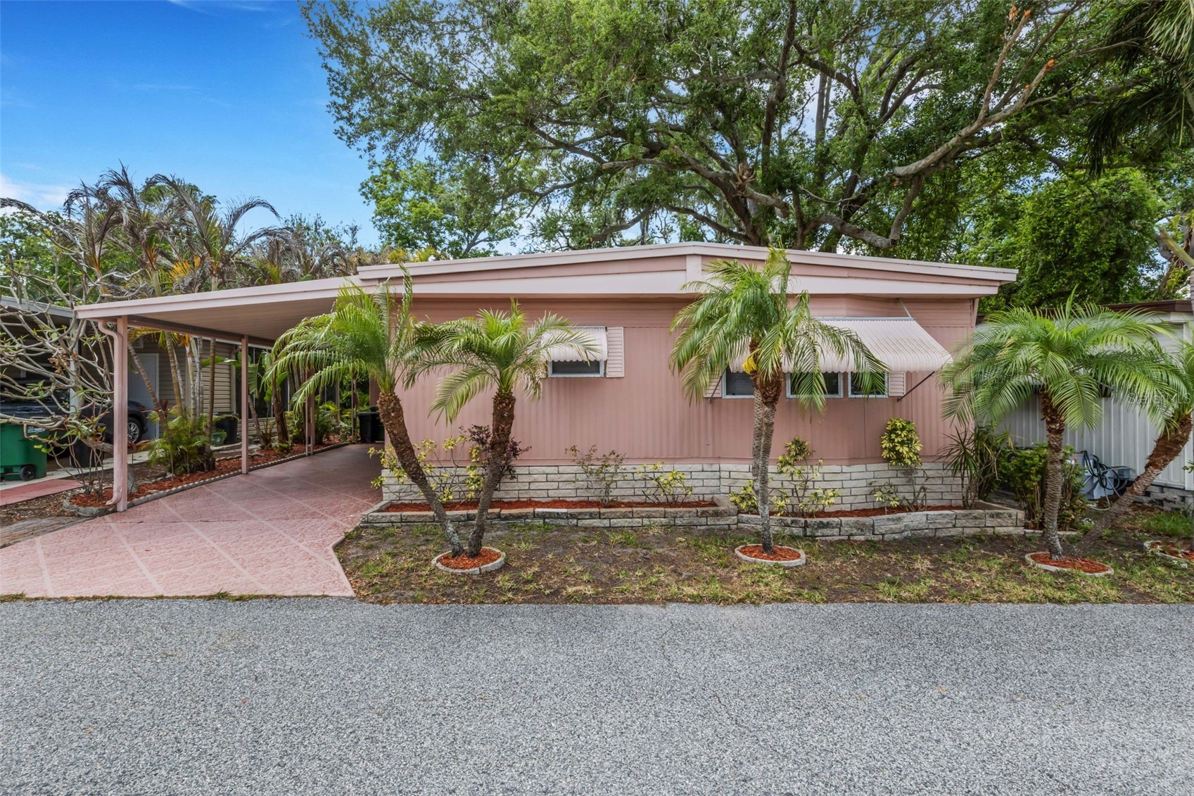 98 CEDAR ELM DRIVE 32