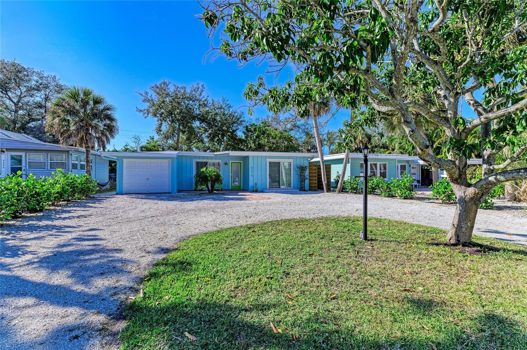 5216 CALLE DE COSTA RICA