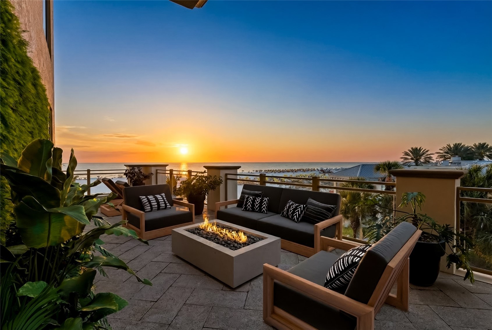 11 BAYMONT STREET 302