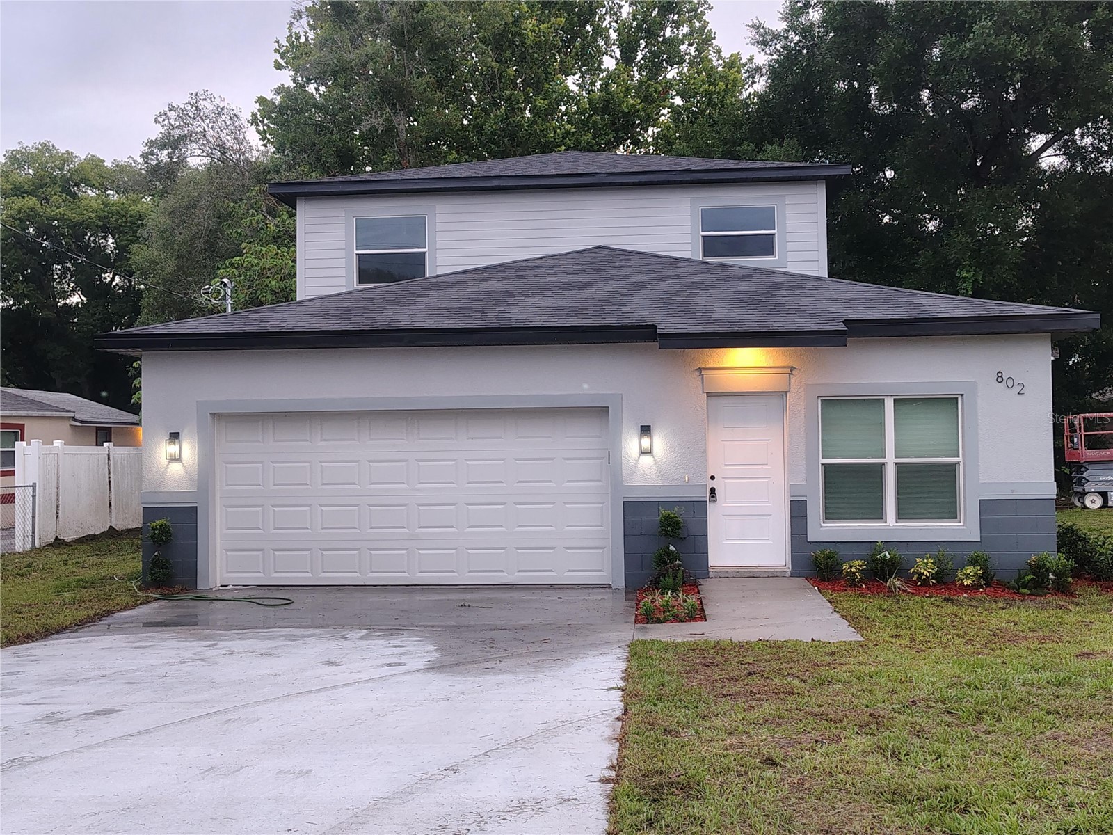 802 MARVIN C ZANDERS AVENUE