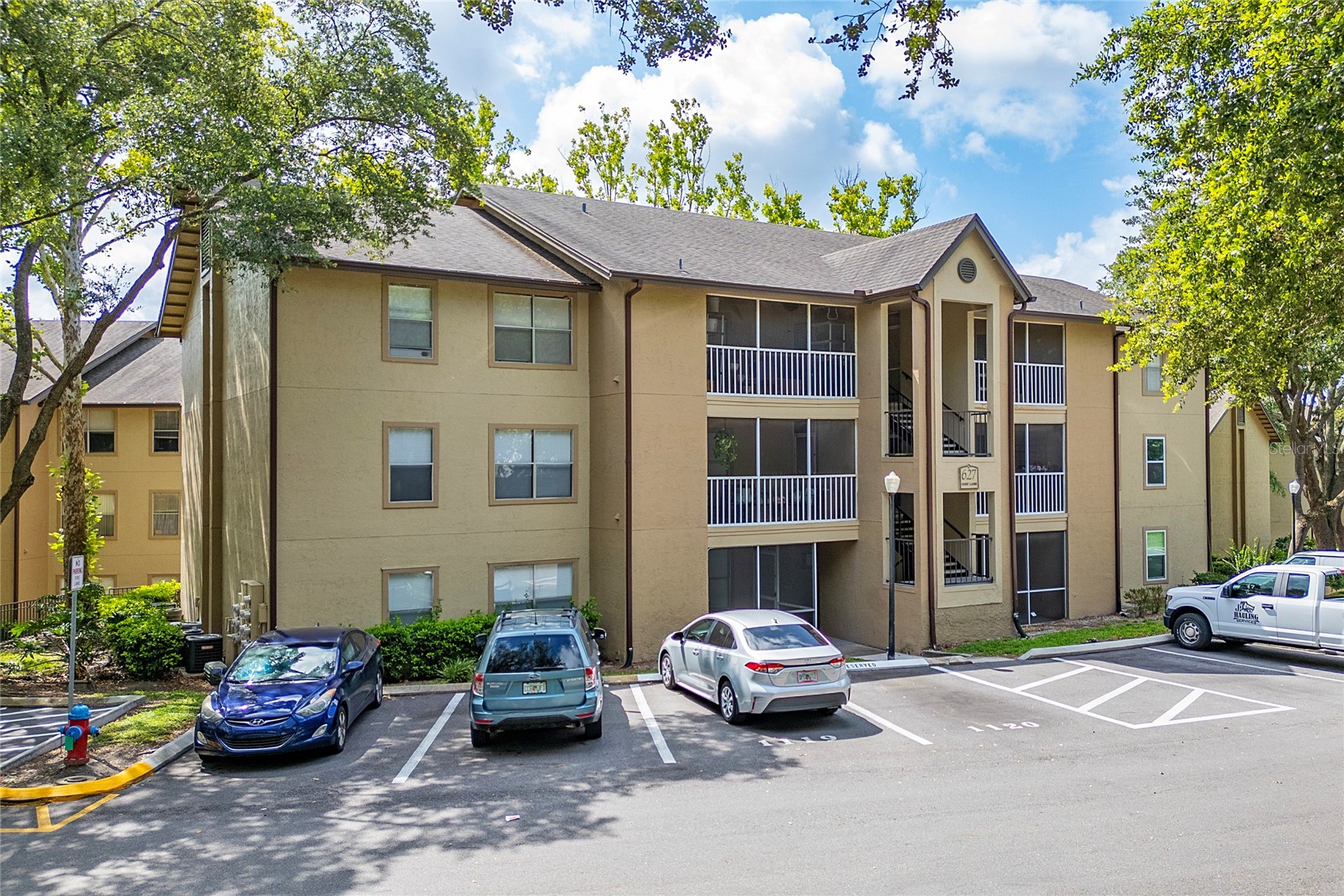 627 DORY LANE 304