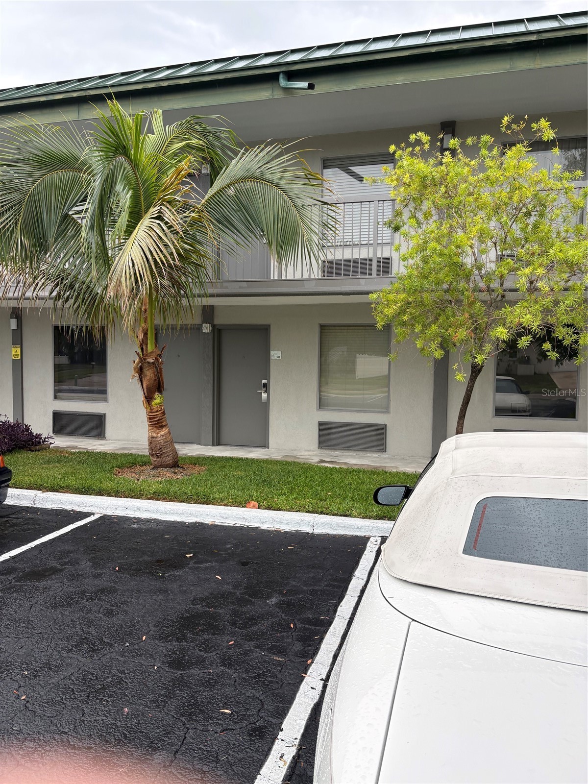 7150 N TAMIAMI TRL S503