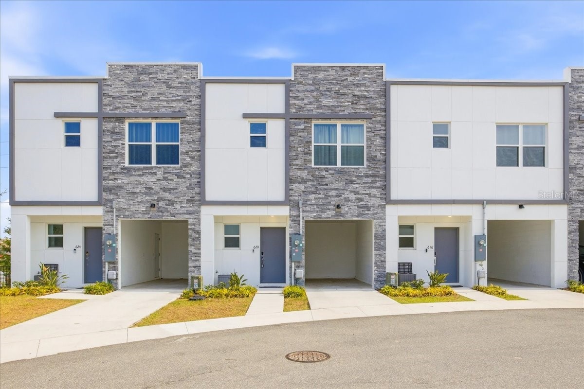 620 TRIKOMO DRIVE