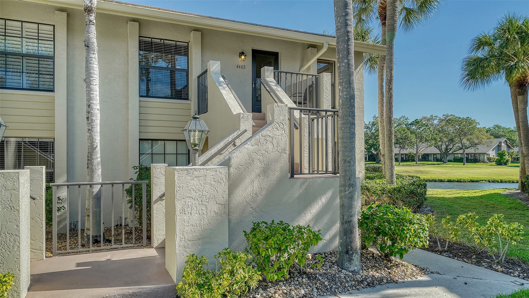 4462 WEYBRIDGE STREET 72
