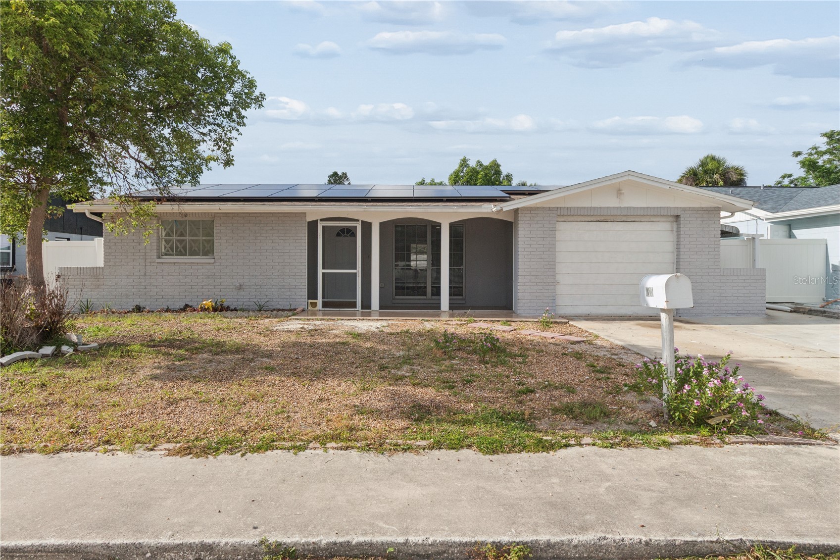 6835 MESA VERDE STREET
