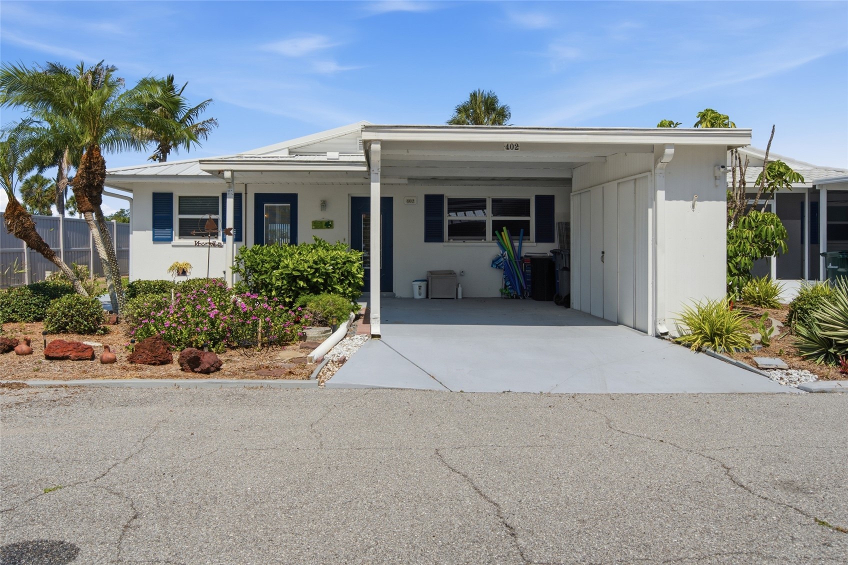 402 KETCH WAY 402