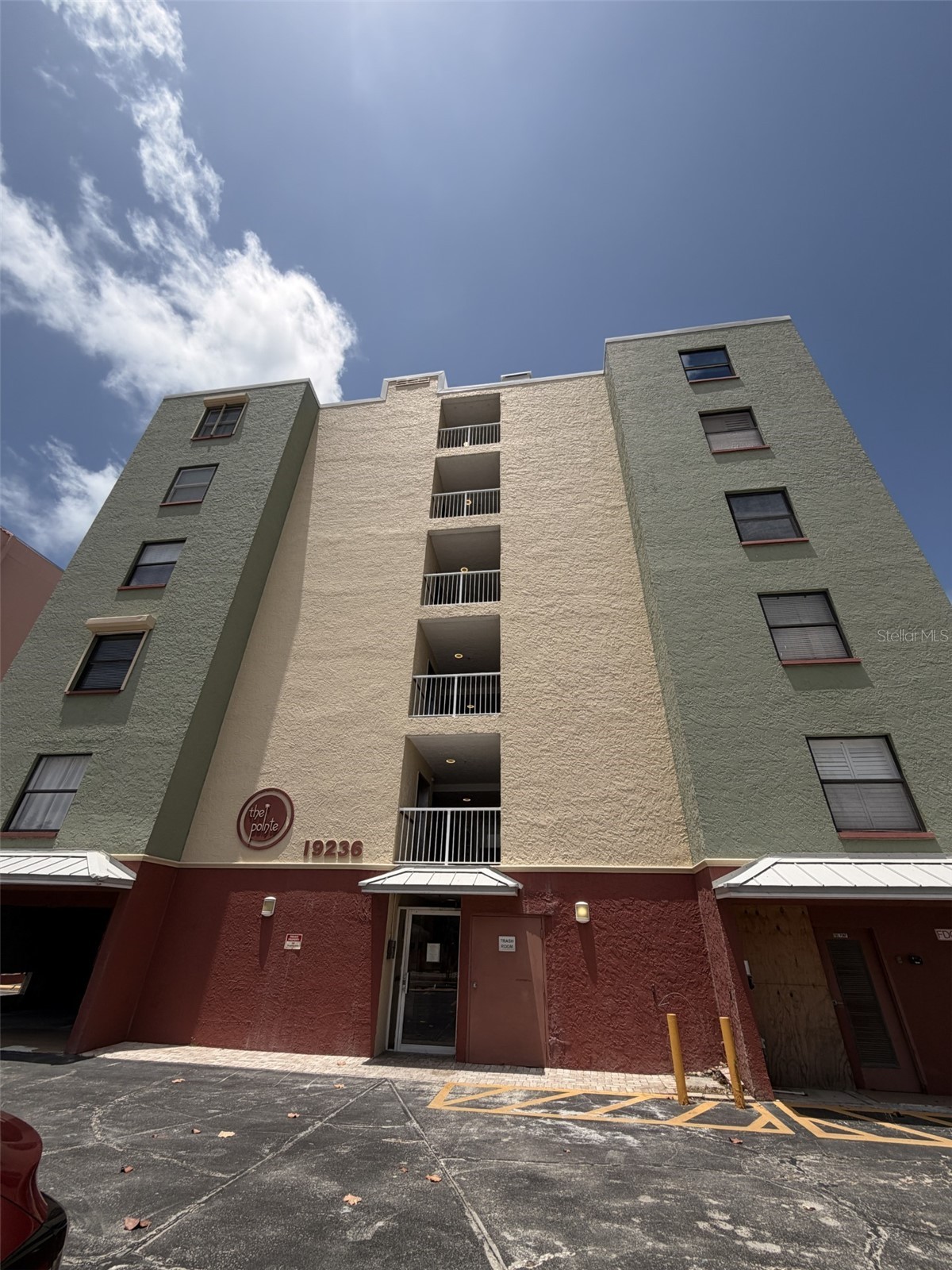 19236 GULF BOULEVARD 104
