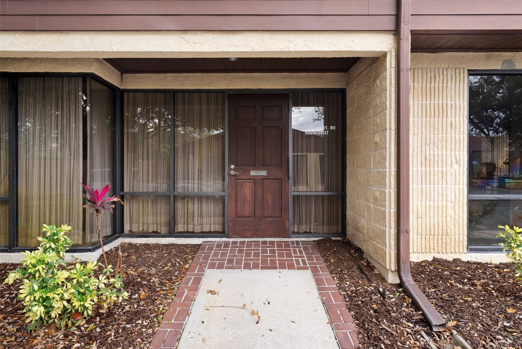 611 DRUID ROAD E 302
