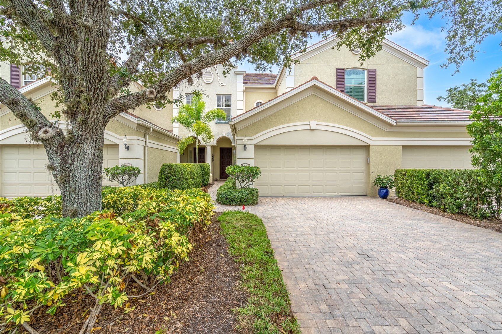 5204 BOUCHARD CIRCLE 102