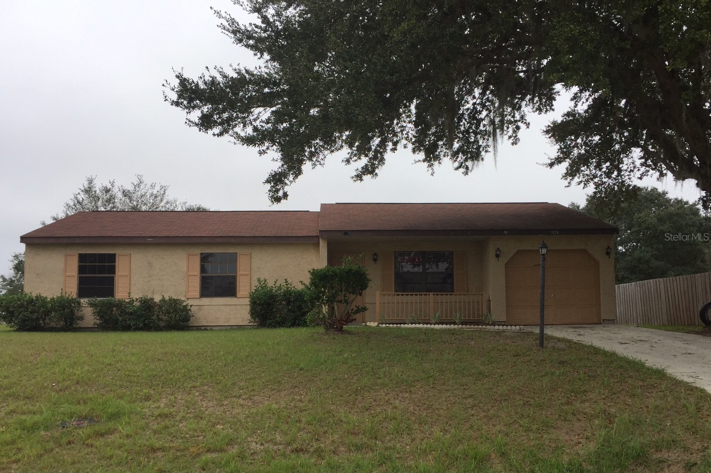 1028 HICKORY ROAD