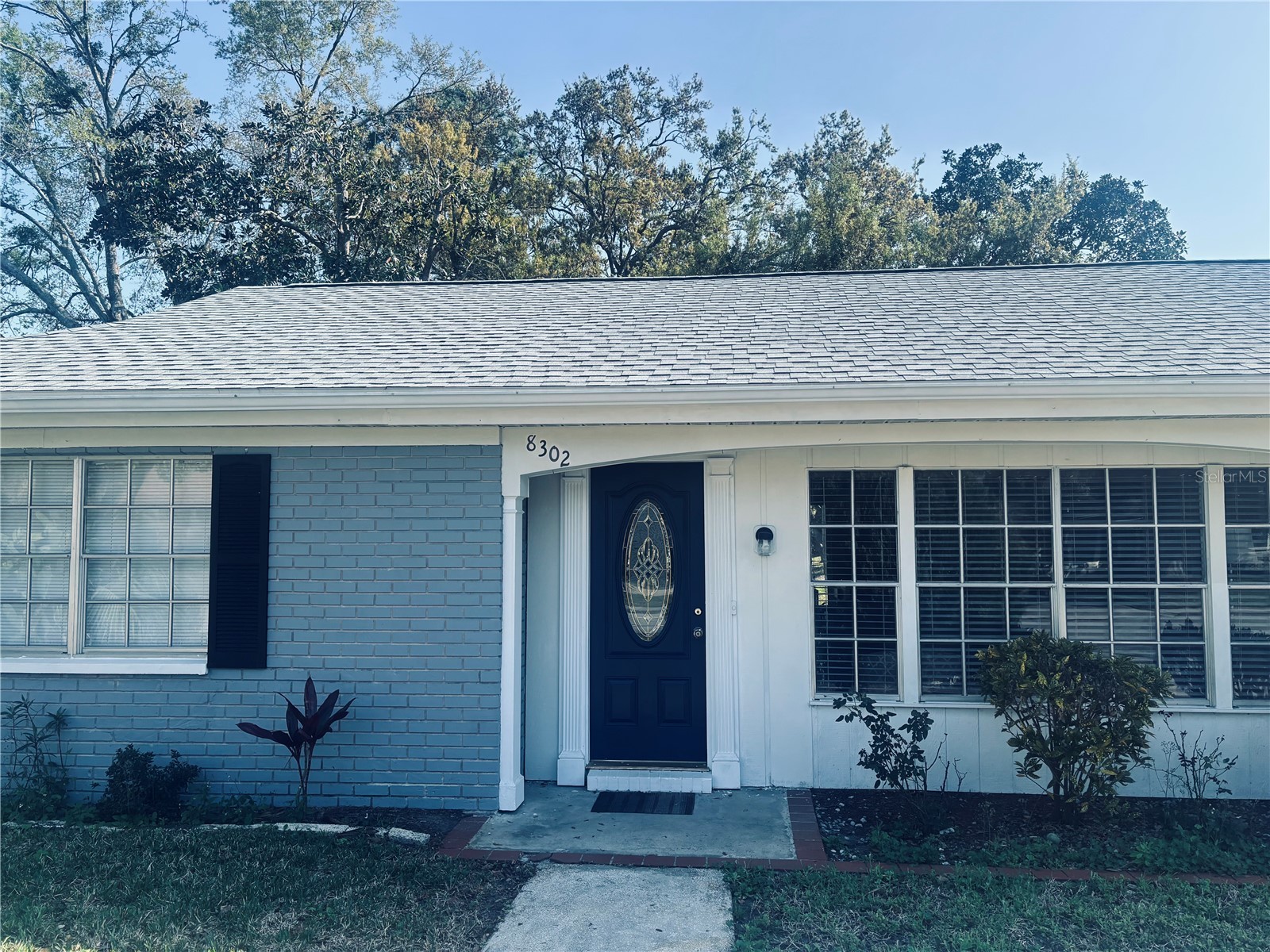 8302 SPLIT RAIL LANE