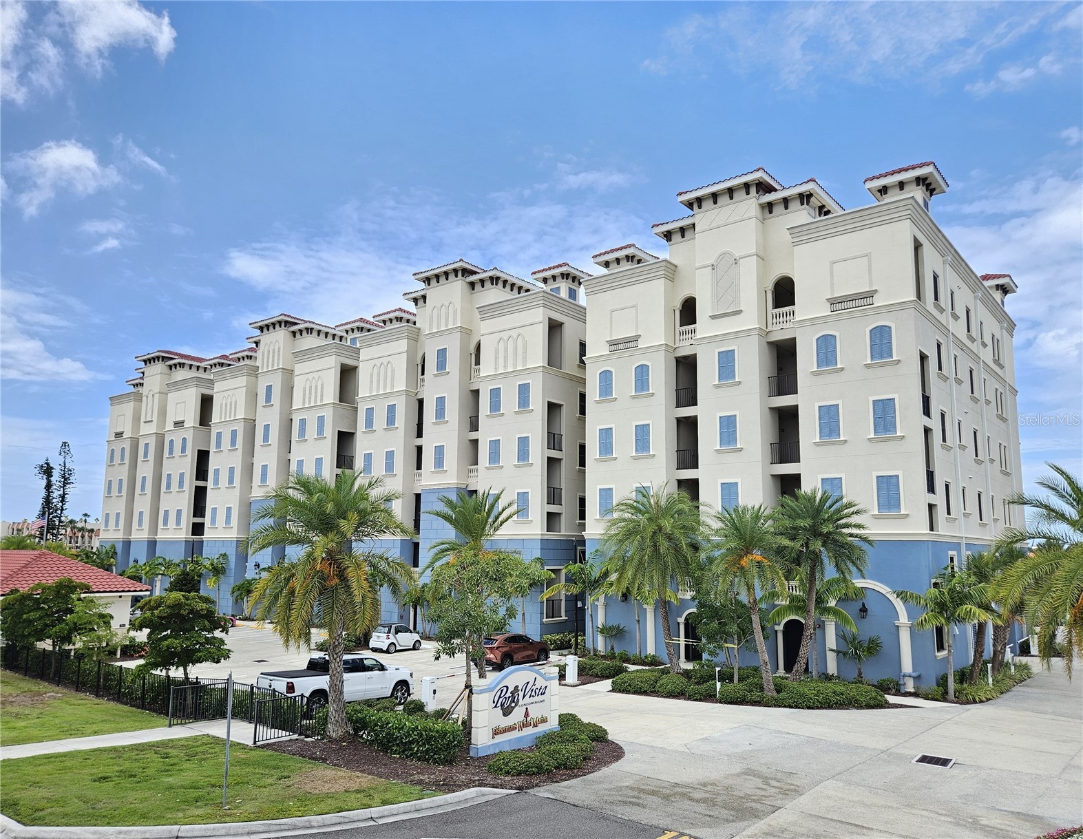 503 TAMIAMI TRAIL N 301