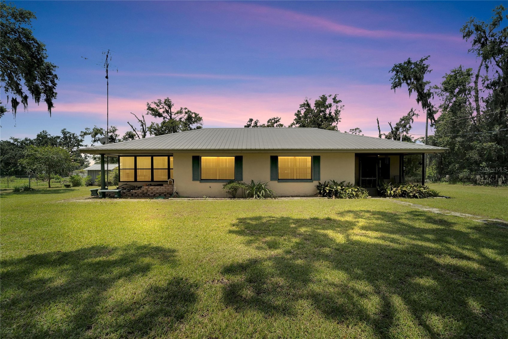 3003 N WILDER ROAD