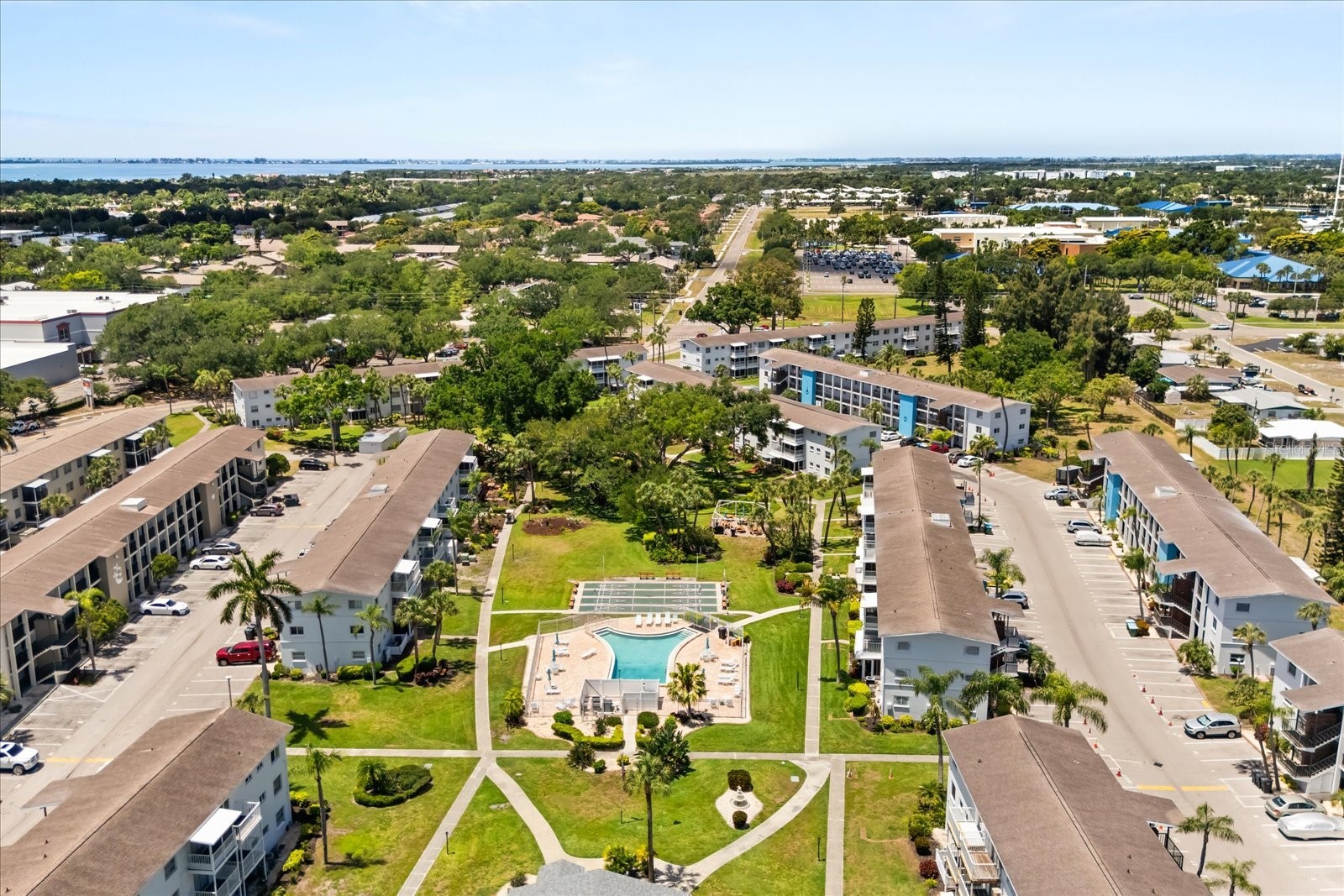 2425 FLAMINGO BOULEVARD K28