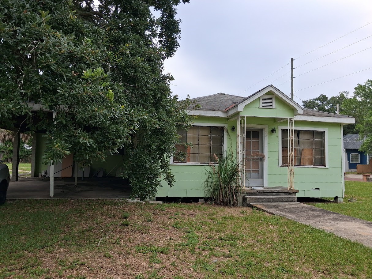 217 BANANA STREET