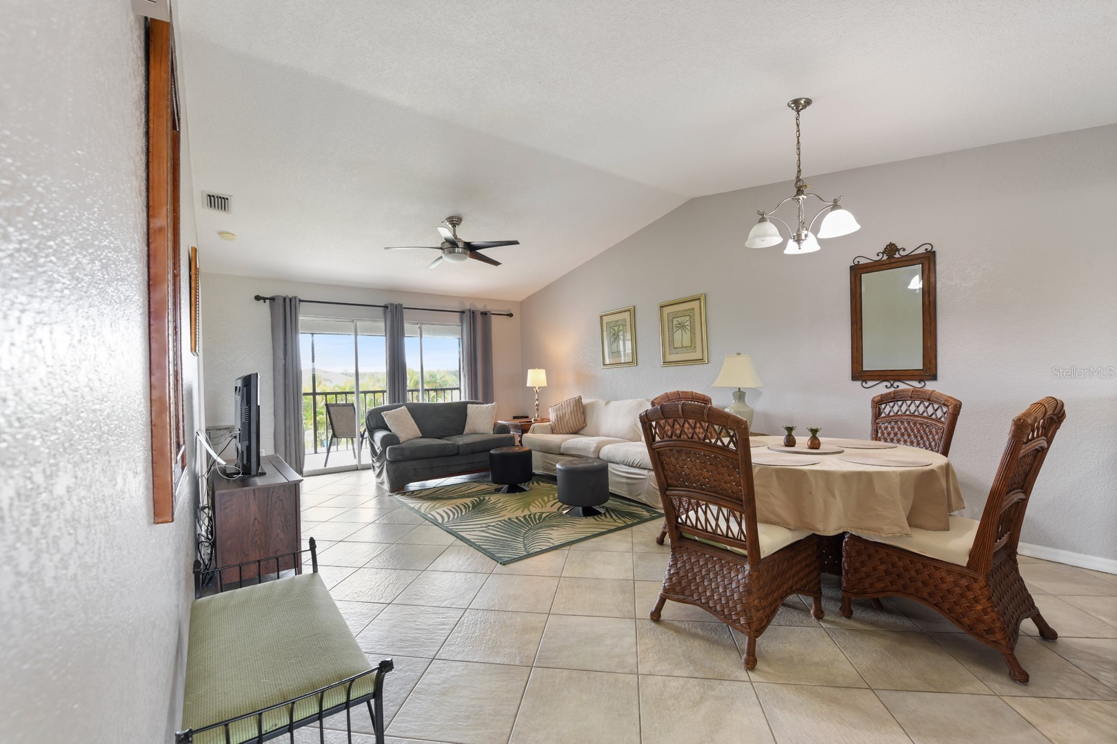 449 ROYAL POINCIANA 221