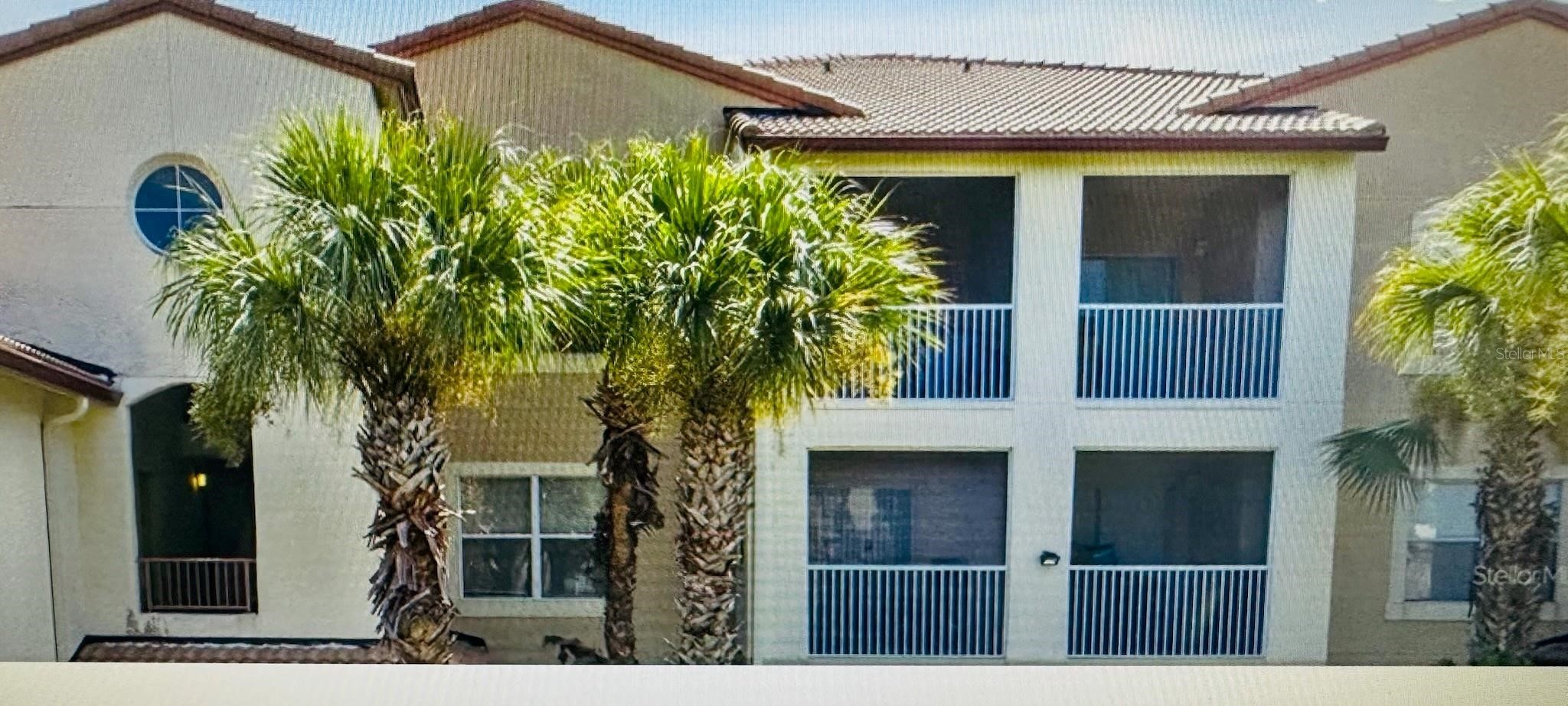827 CAMARGO WAY 307