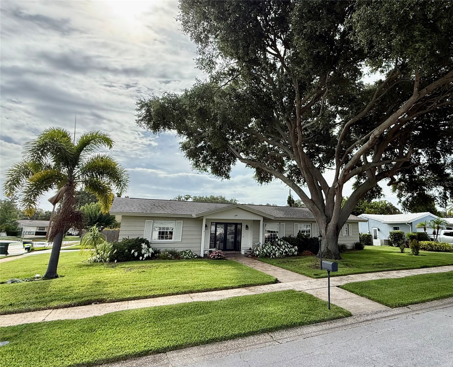1853 PARADISE LANE