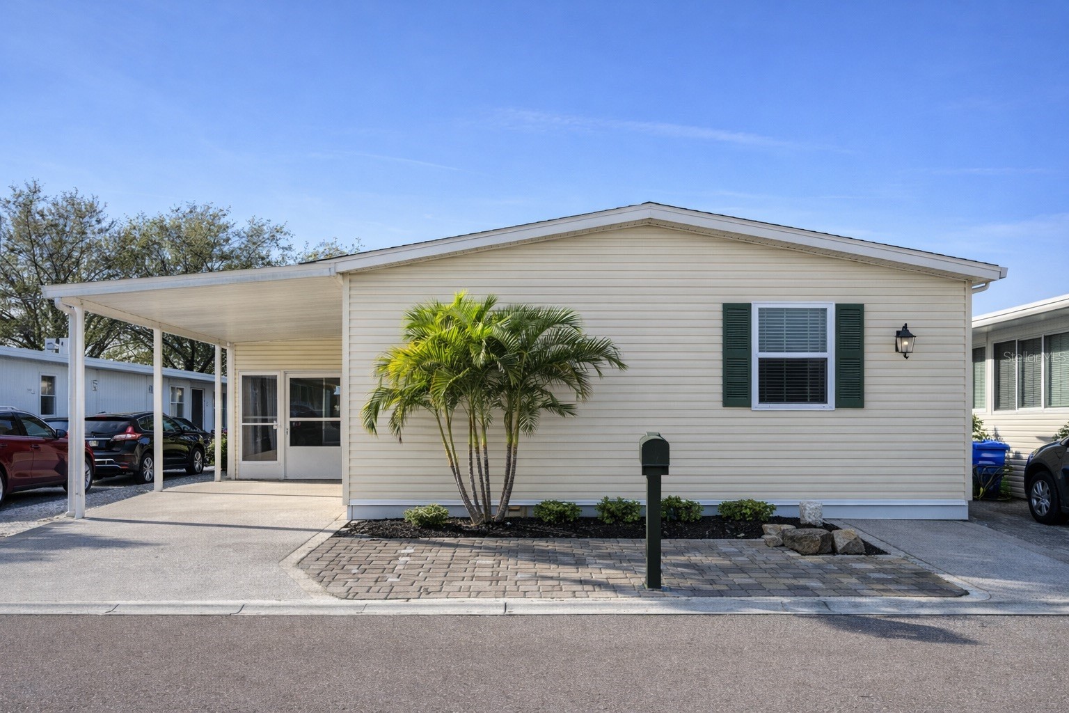 250 S PORT ROYAL LANE
