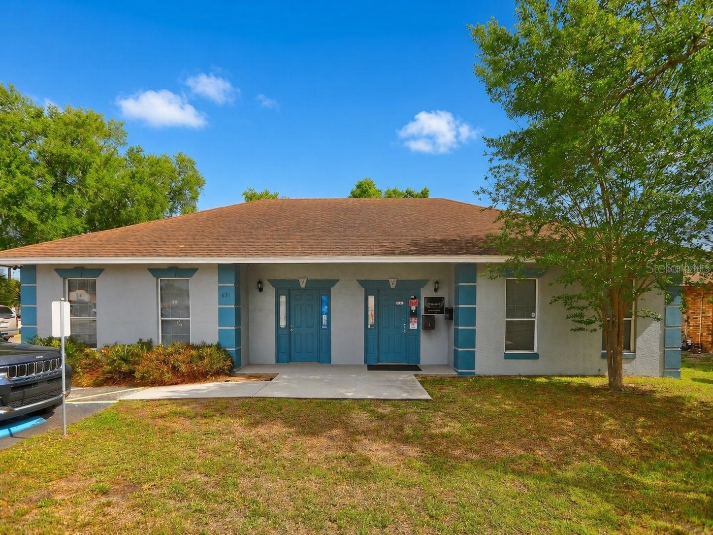 631 E OAK RIDGE ROAD