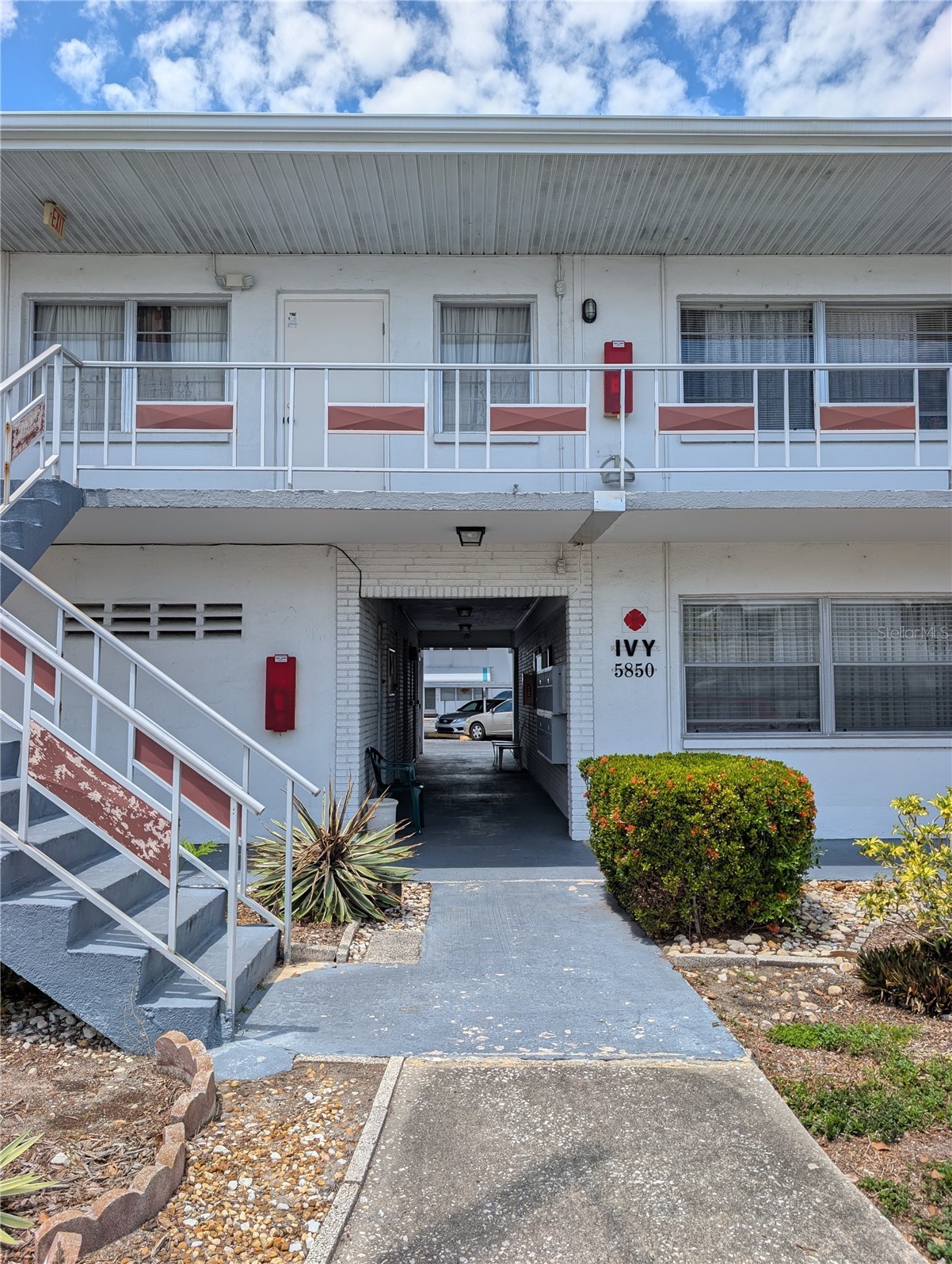 5850 18TH STREET N 23