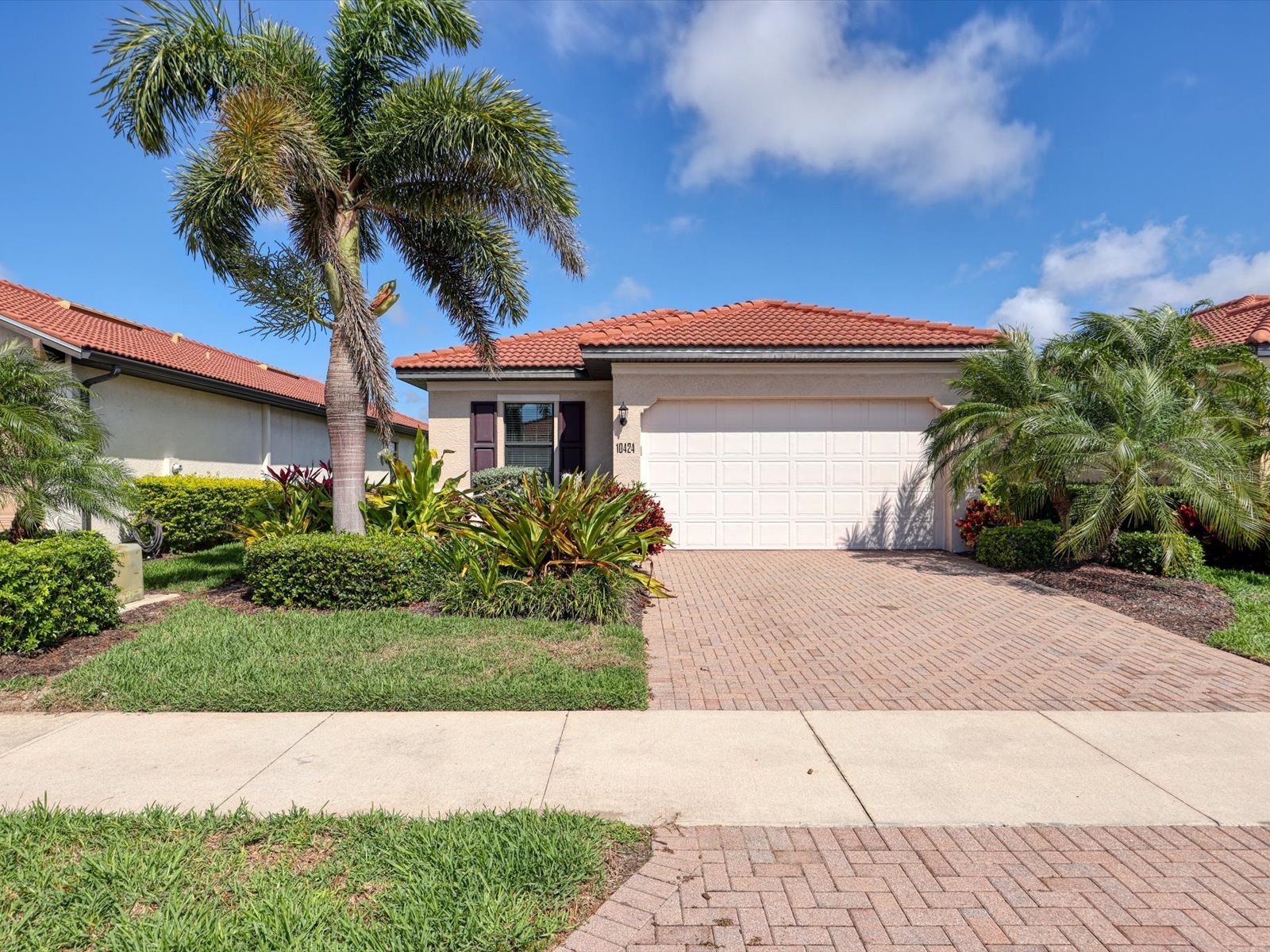10424 CROOKED CREEK DRIVE