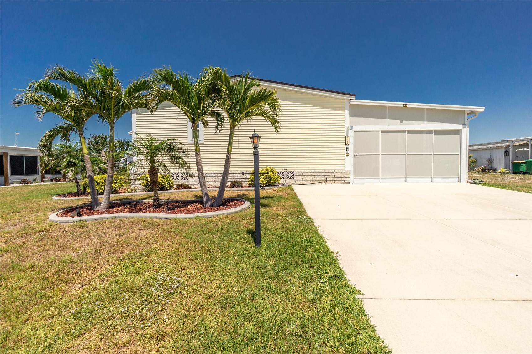 1431 SANDERLING DRIVE