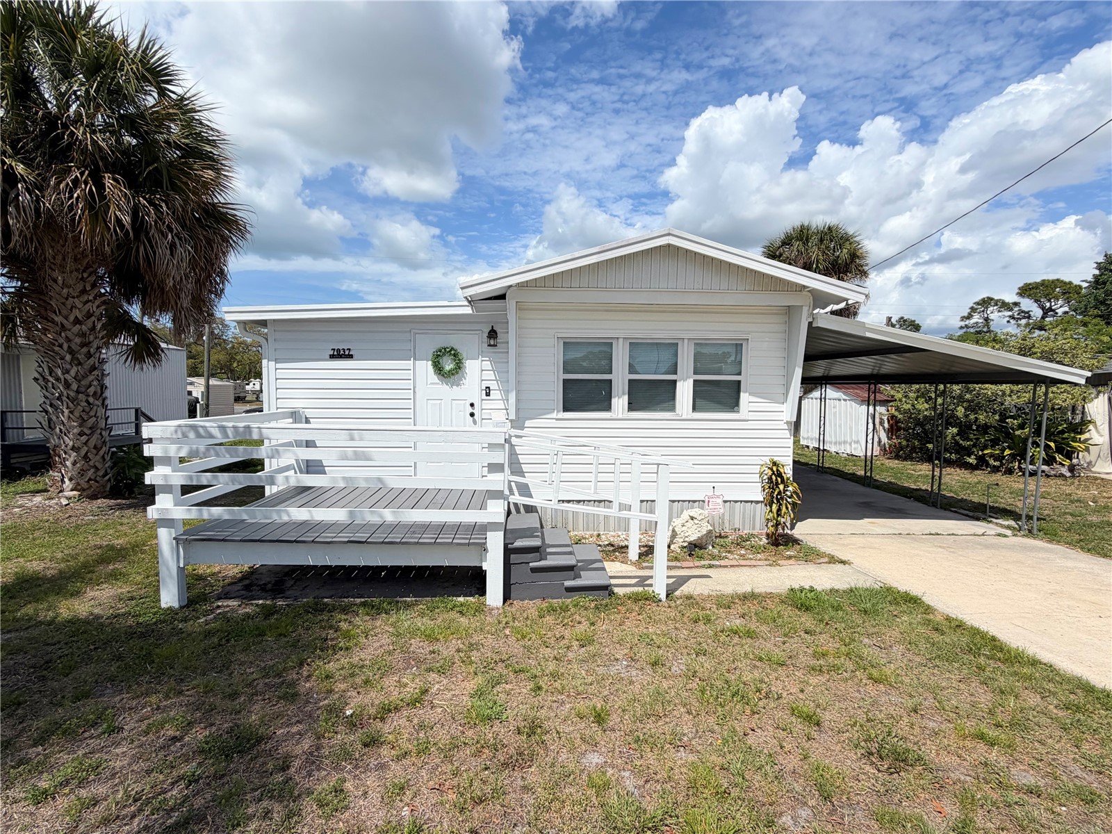 7037 LOFTY DRIVE