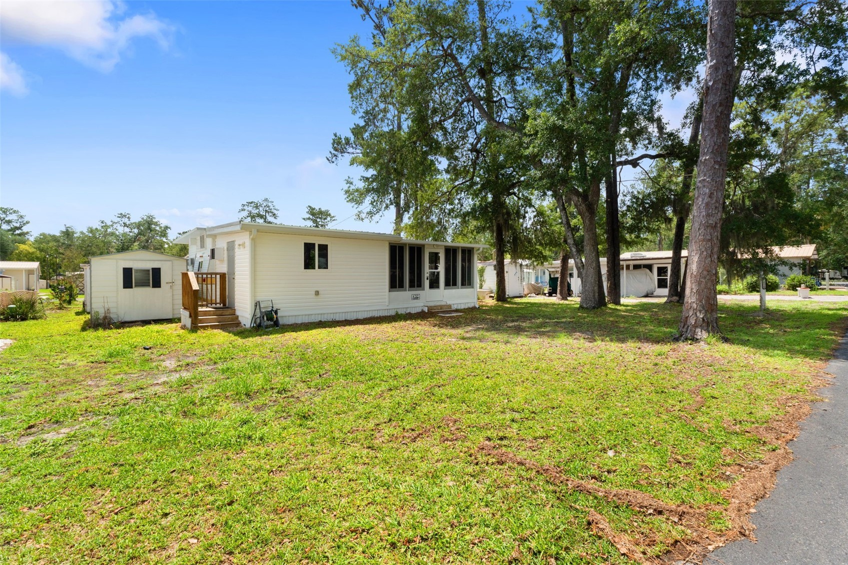 2092 CULBREATH ROAD C52