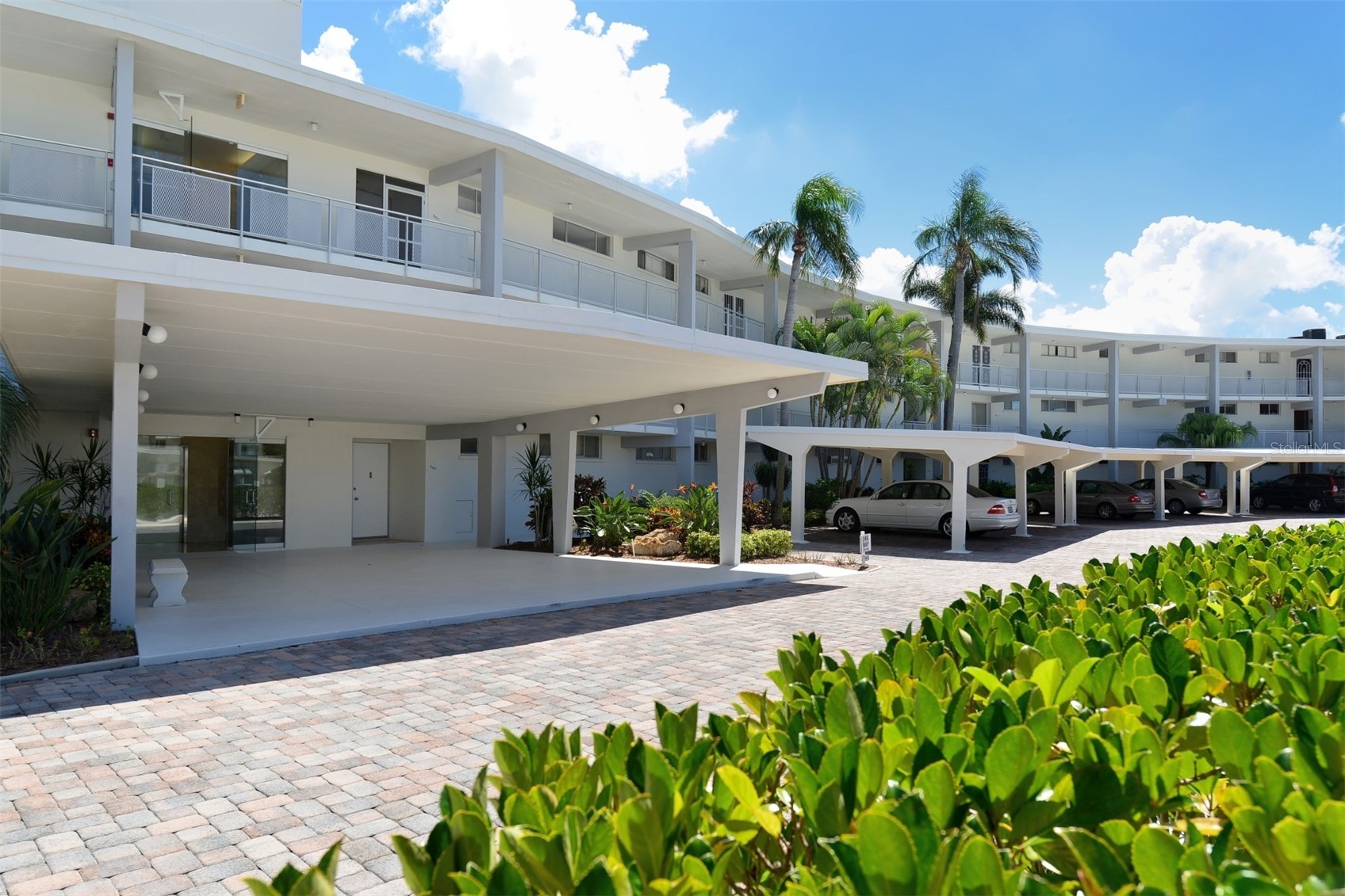 100 SANDS POINT ROAD 324